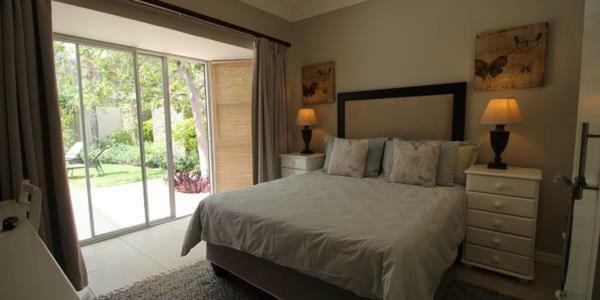 Bed and Breakfast House On Olof Palme Виндхук Экстерьер фото